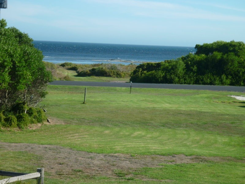 12 Racketts Road, Pelican Point SA 5291