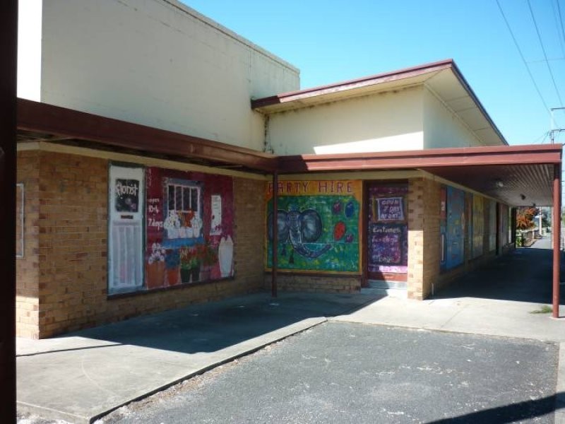8 Hunkin Tce, Nangwarry SA 5277