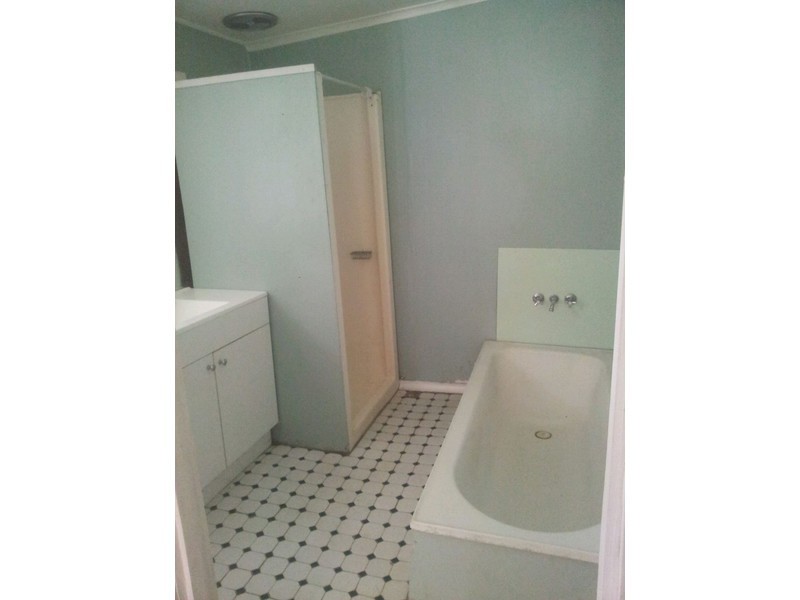 15 Crowe Street, Kalangadoo SA 5278