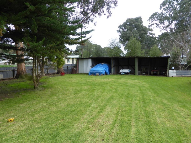 14 Railway Terrace, Kalangadoo SA 5278