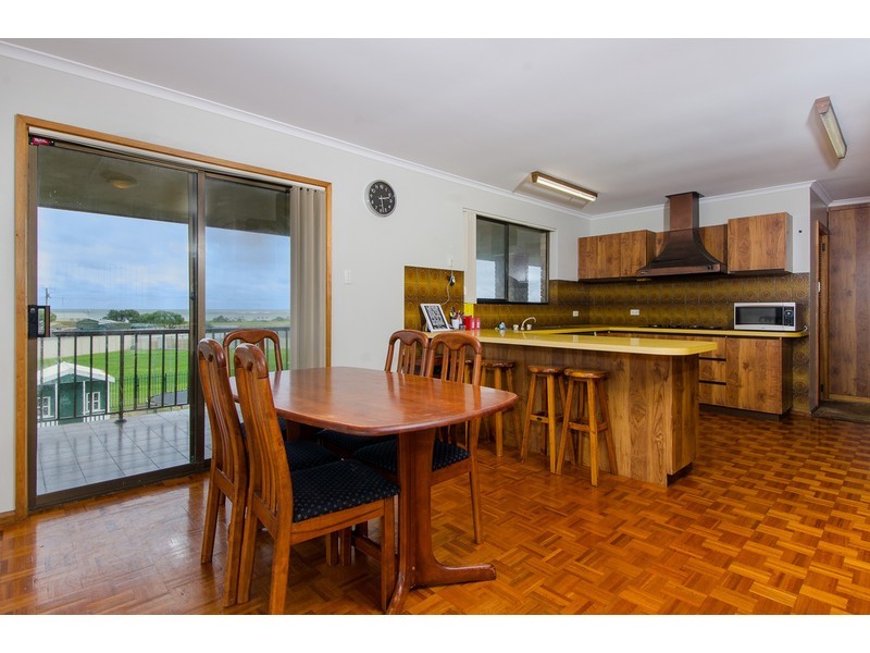 9-11 Eight Mile Creek Road, Port Macdonnell SA 5291