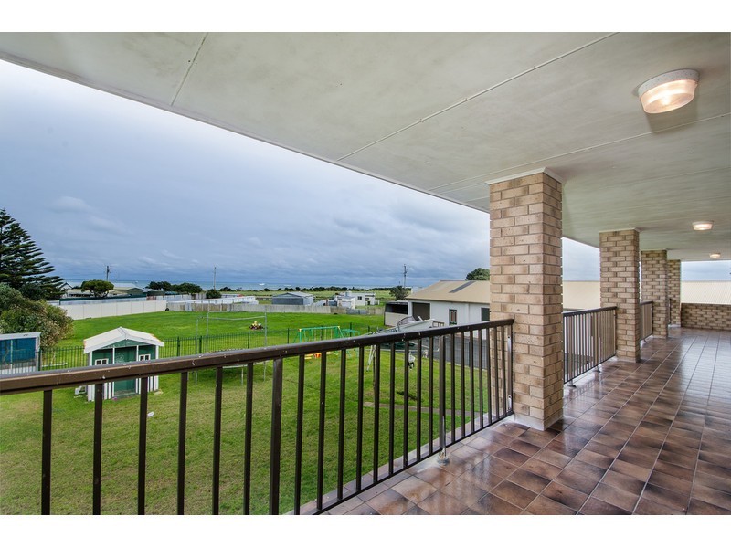 9-11 Eight Mile Creek Road, Port Macdonnell SA 5291