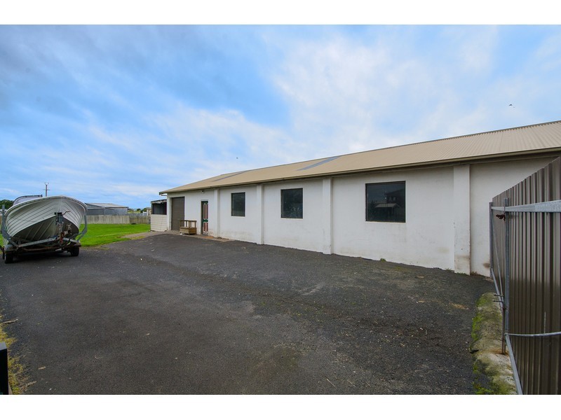 9-11 Eight Mile Creek Road, Port Macdonnell SA 5291