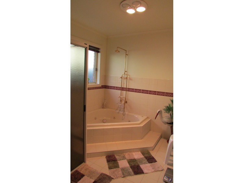 23 Tanglewood Crescent, Mount Gambier SA 5290