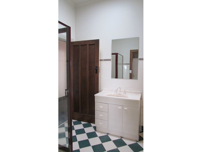 29 Jubilee Highway West, Mount Gambier SA 5290