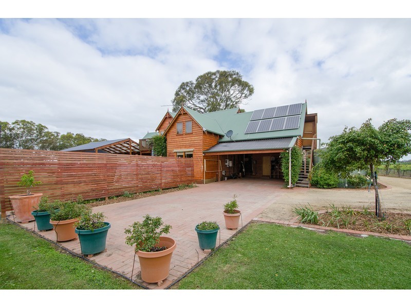 6-8 South Terrace, Penola SA 5277