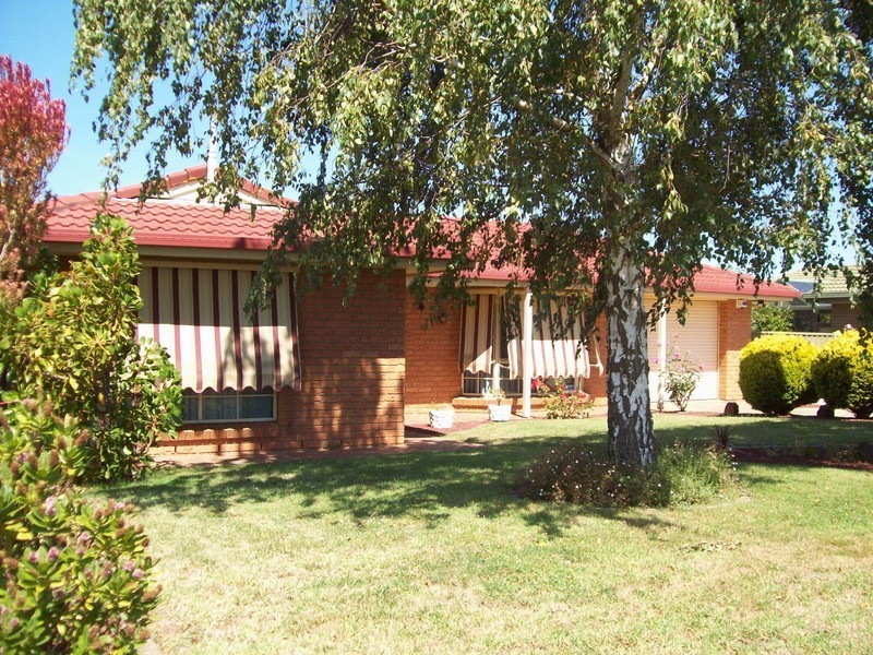 10 Magnolia Court, Mount Gambier SA 5290