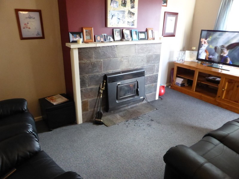 61 Pick Avenue, Mount Gambier SA 5290