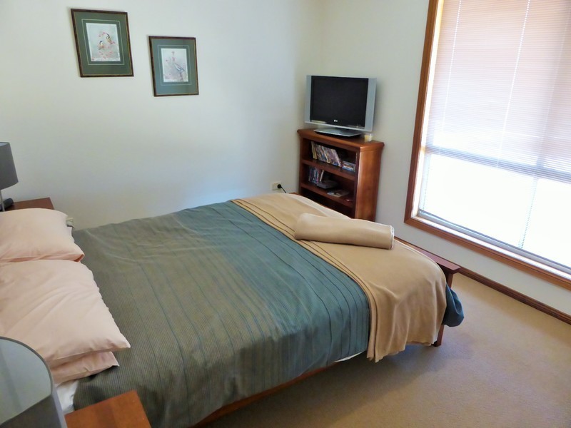 10 Meredith Street, Nelson VIC 3292