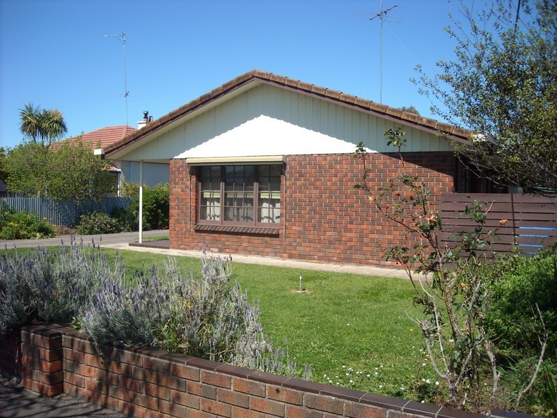 1/223 Commercial Street West, Mount Gambier SA 5290