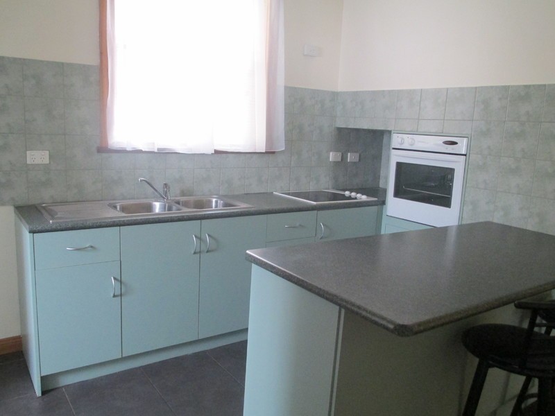 16 Holder Street, Mount Gambier SA 5290