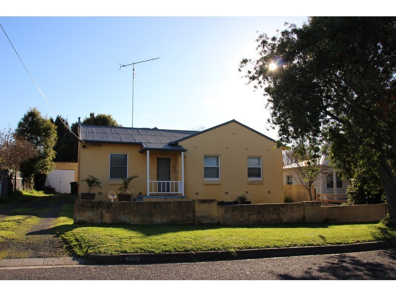 10 Holder Street, Mount Gambier SA 5290