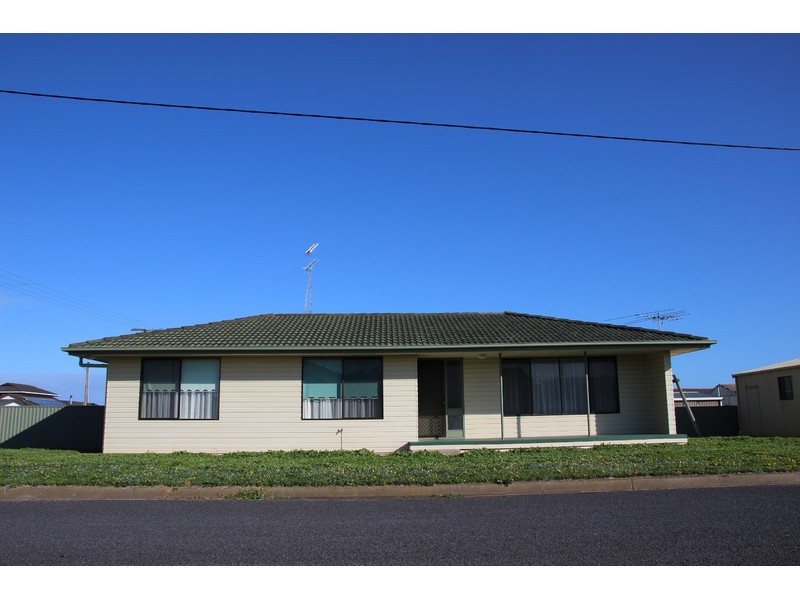 38 Compton Street, Port Macdonnell SA 5291