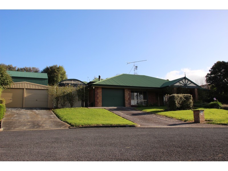 24 Peake Street, Mount Gambier SA 5290