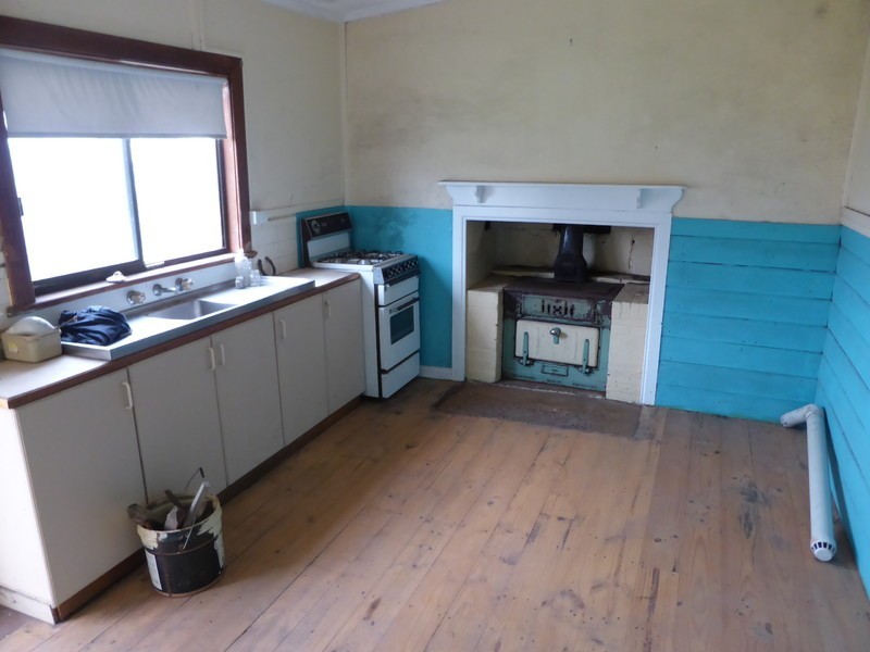 4 Charles Street, Mount Gambier SA 5290