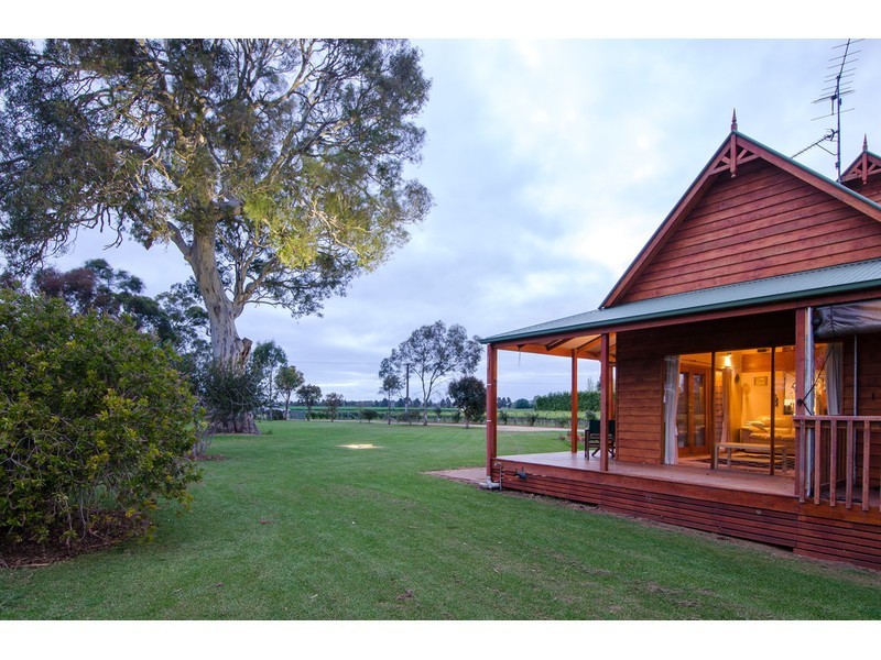 6-8 South Terrace, Penola SA 5277