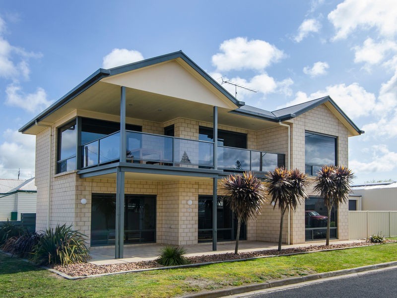 52 Milstead Street, Port Macdonnell SA 5291