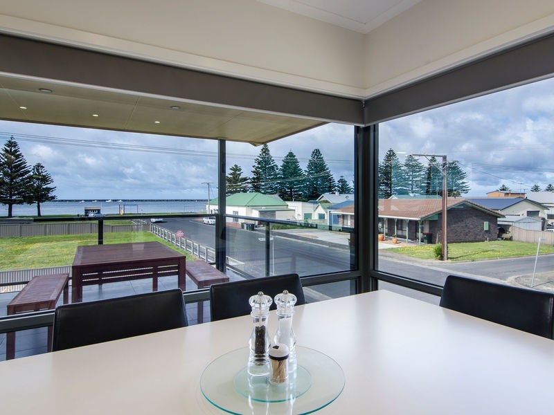 52 Milstead Street, Port Macdonnell SA 5291