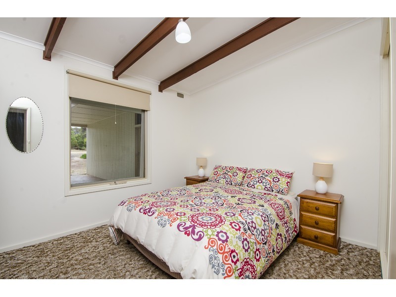 6 Tea Tree Road, Nelson VIC 3292
