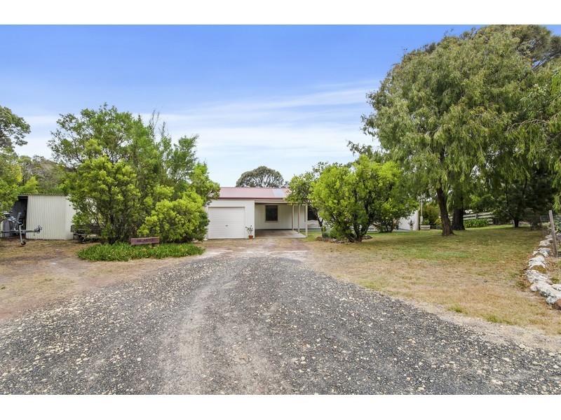 6 Tea Tree Road, Nelson VIC 3292