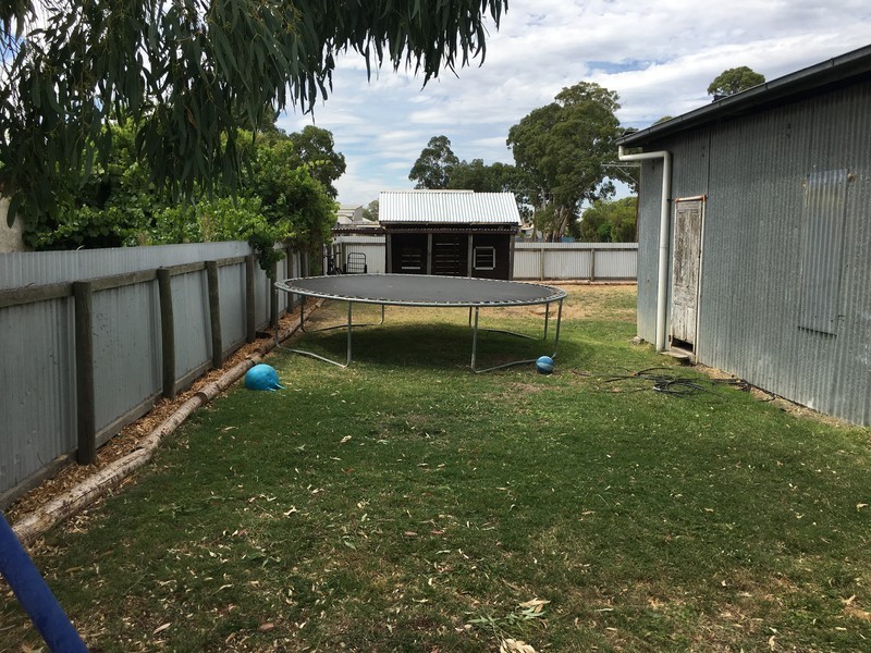 12 John Street, Kalangadoo SA 5278