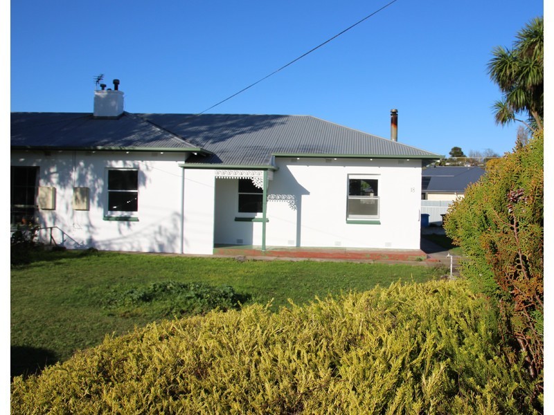 18 Cardinia Street, Mount Gambier SA 5290