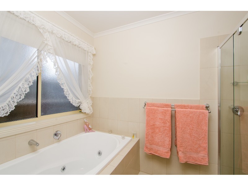 17 Patricia Court, Mount Gambier SA 5290