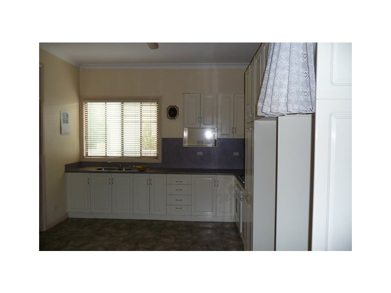 5 Morphett Tce, Tarpeena SA 5277