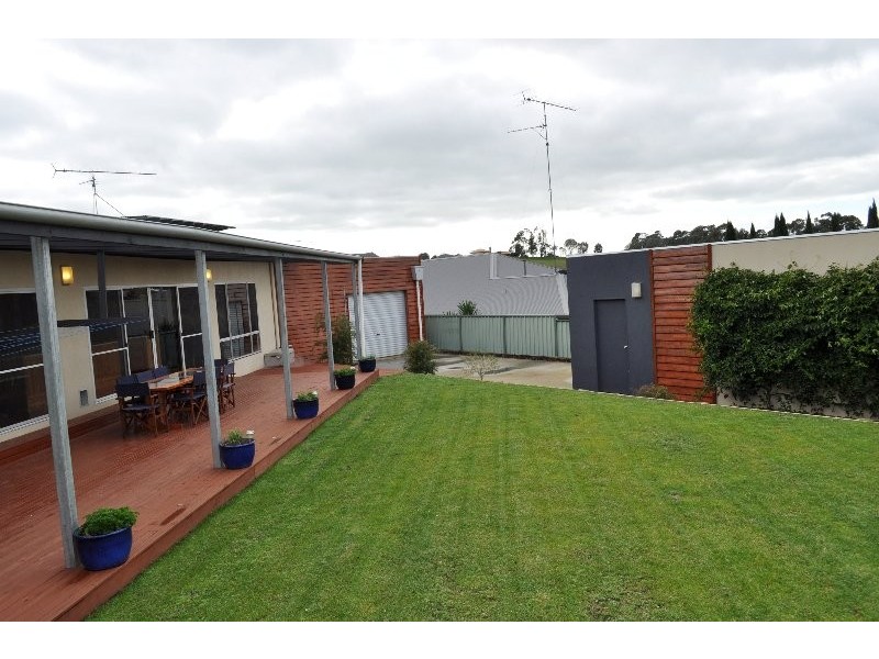 9 Kyrenia Court, Mount Gambier SA 5290