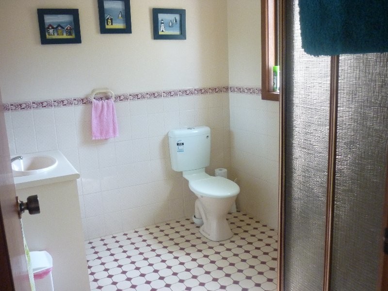 8 Sydney Street, Nelson VIC 3292