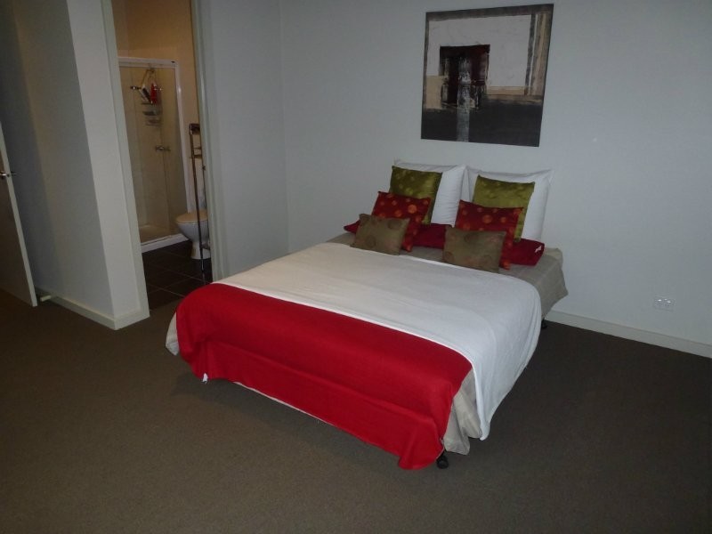 10 Moonah Avenue, Nelson VIC 3292