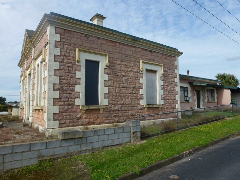 6 Sutton Avenue, Mount Gambier SA 5290