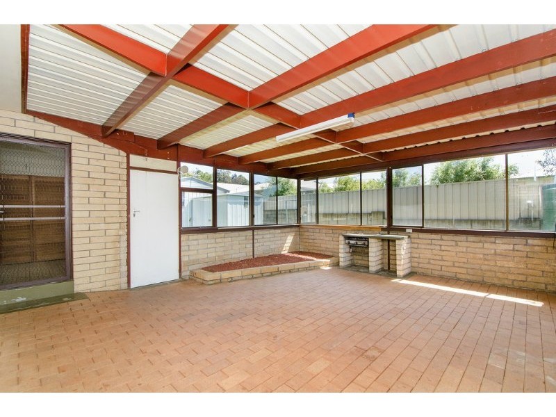 2 Degaris Street, Mount Gambier SA 5290