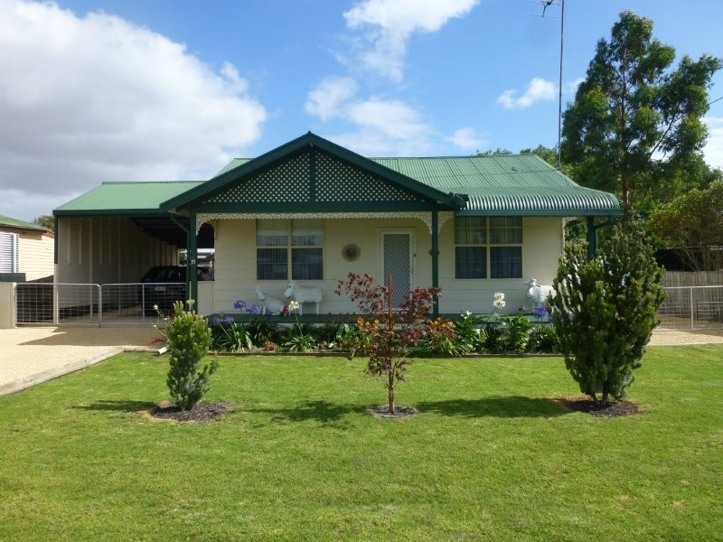 15 Laffer Street, Nangwarry SA 5277
