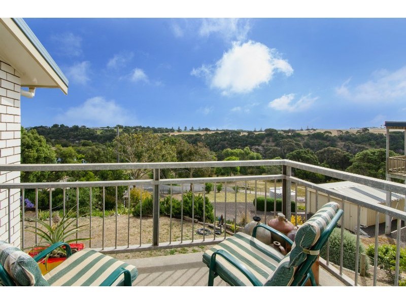 26 Moonah Avenue, Nelson VIC 3292
