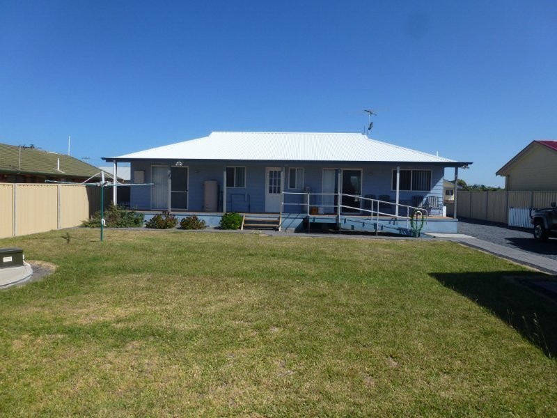 4 Shellsea Court, Pelican Point SA 5291