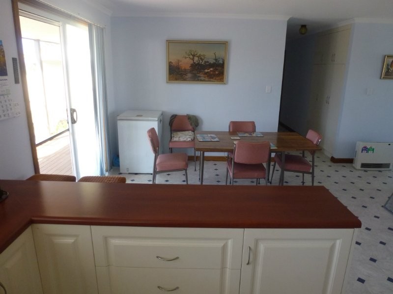 4 Shellsea Court, Pelican Point SA 5291