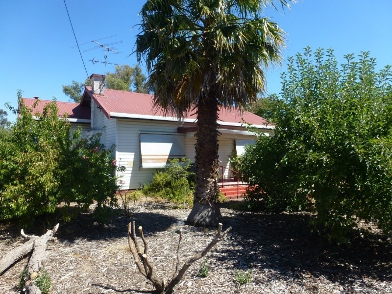 24 Laffer Street, Nangwarry SA 5277