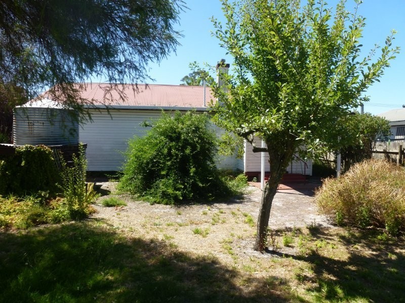 24 Laffer Street, Nangwarry SA 5277