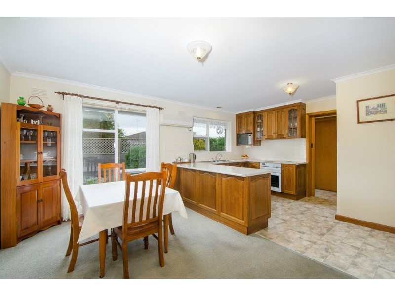 4 Quandong Ave, Mount Gambier SA 5290