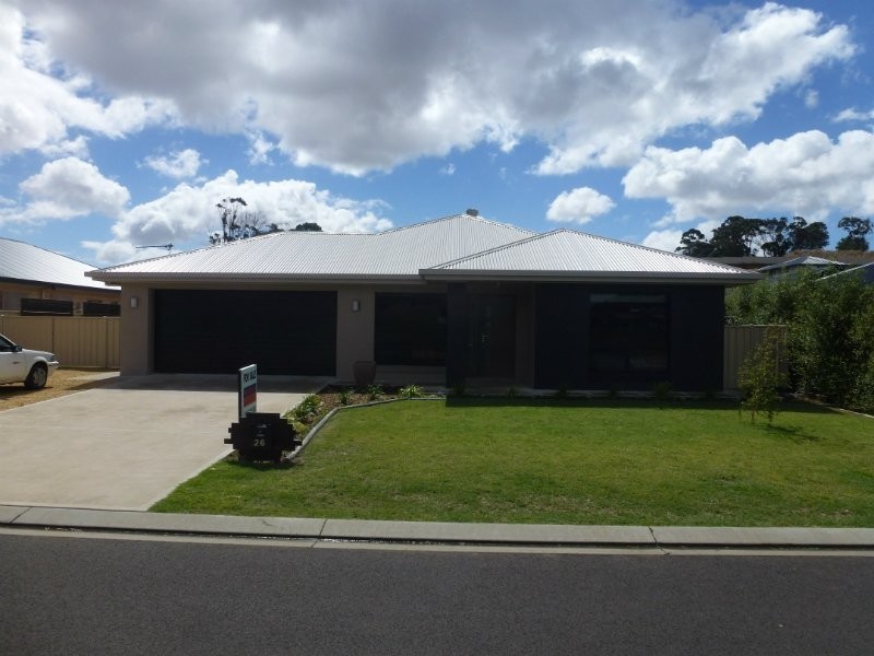 26 Altinio Drive, Mount Gambier SA 5290