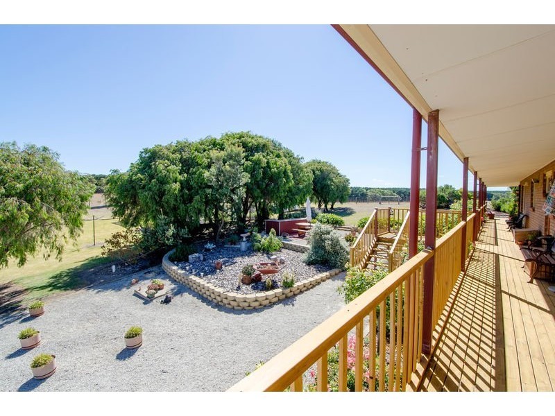 22 Lasletts Road, Nelson VIC 3292