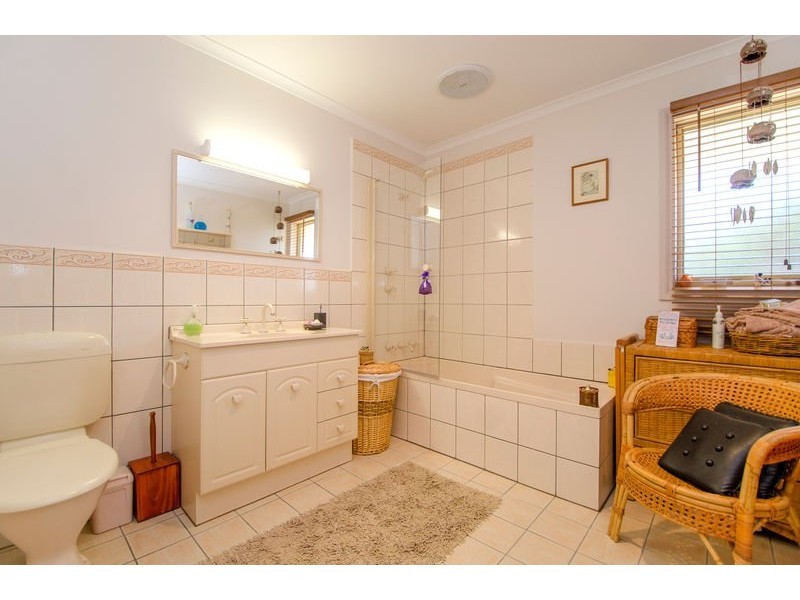 22 Lasletts Road, Nelson VIC 3292