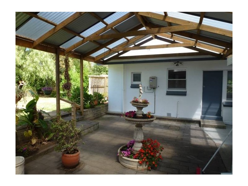 8 Tallara Ave, Mount Gambier SA 5290