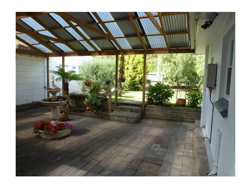 8 Tallara Ave, Mount Gambier SA 5290