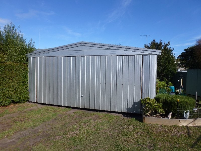 11 Stonehaven Ave, Nelson VIC 3292