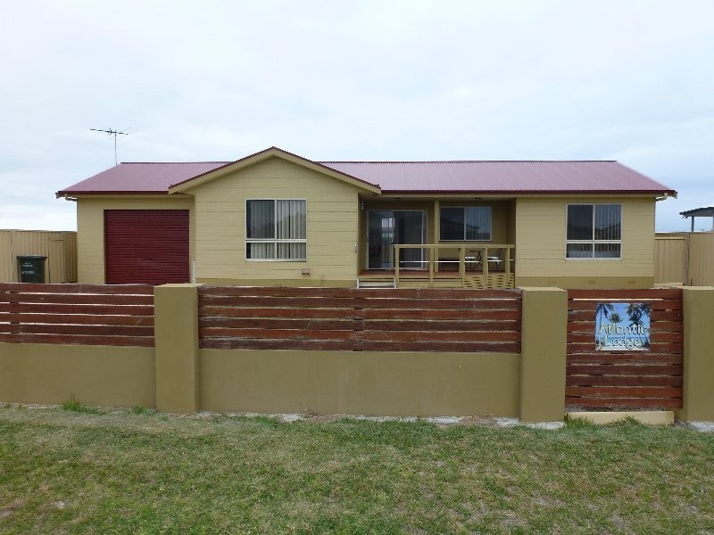 8 Shellsea Court, Pelican Point SA 5291