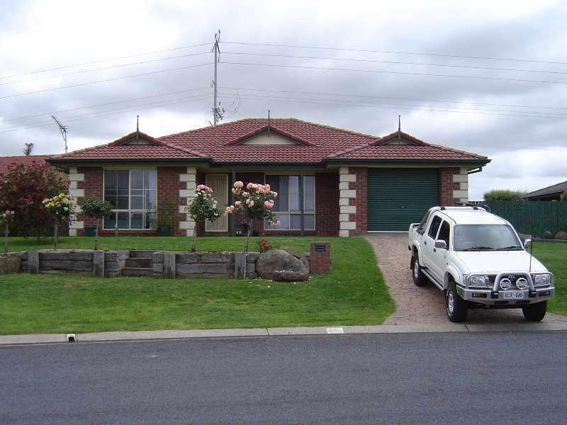 13 Magnolia, Mount Gambier SA 5290