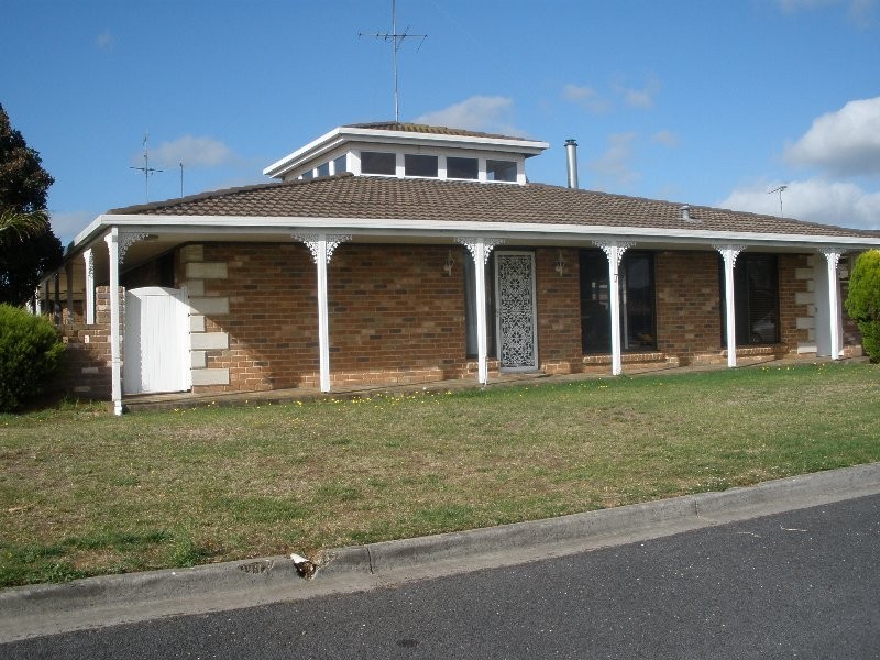 7 Ronald Grove, Mount Gambier SA 5290