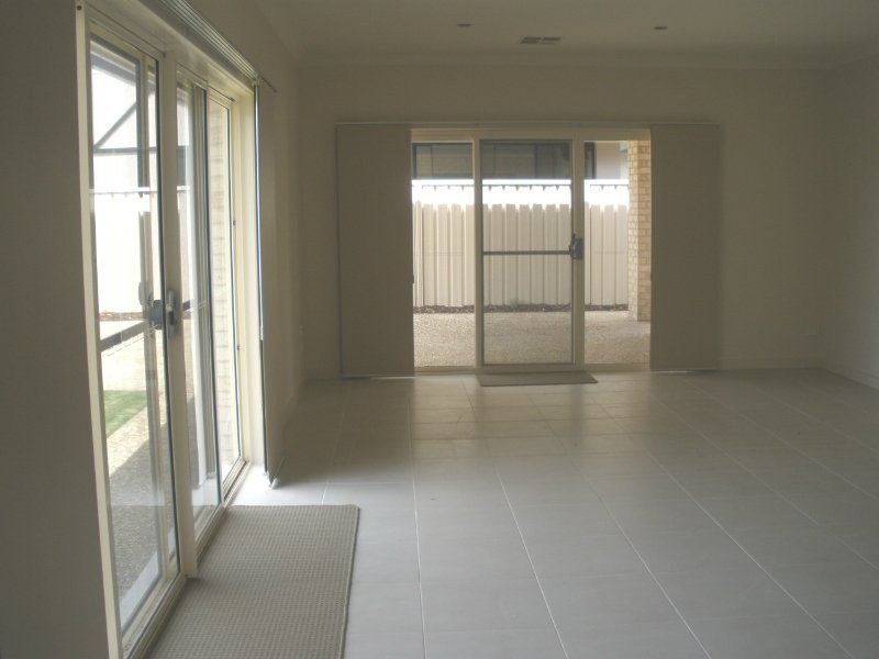 4 Queens Court, Mount Gambier SA 5290